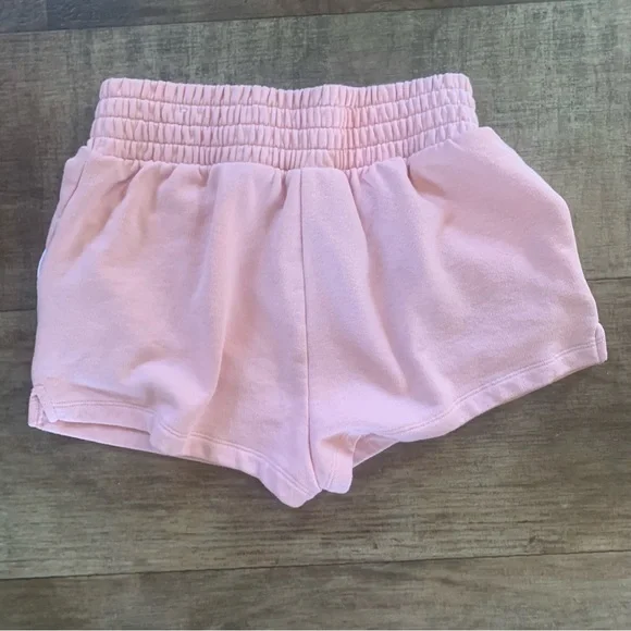 New Victoria’s Secret outfit Tank NWT and High waisted shorts - Picture 7 of 13